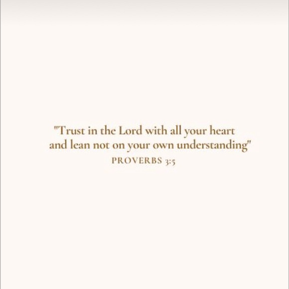 Meet your Posher, Scarlett - Picture 2 of 7